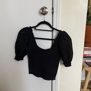 Hill house puff sleeve black top size small